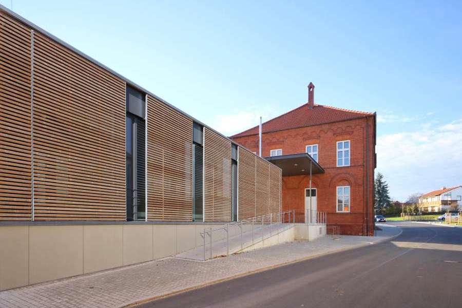 Sanierung und Erweiterung Altes Schulhaus zum Gemeinschaftshaus Wurmannsquick