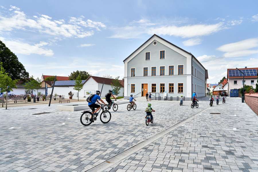 Sanierung Alte Knabenschule zum Gemeinschaftshaus Geisenhausen