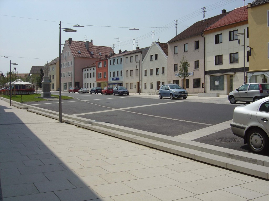 Neugestaltung Marktplatz Wurmannsquick (2)