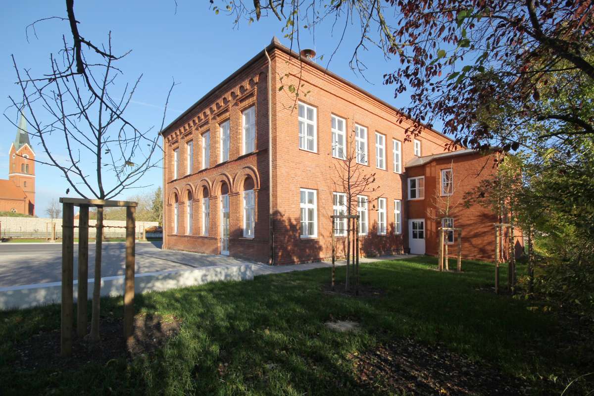 Sanierung und Erweiterung Altes Schulhaus zum Gemeinschaftshaus Wurmannsquick (2)