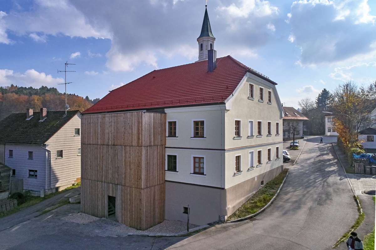 Sanierung Dorfgemeinschaftshaus Holzkirchen (4)