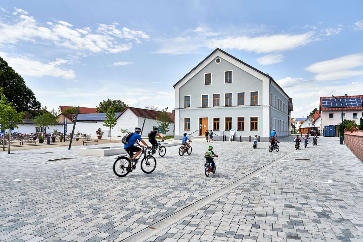 Sanierung Alte Knabenschule zum Gemeinschaftshaus Geisenhausen (1)
